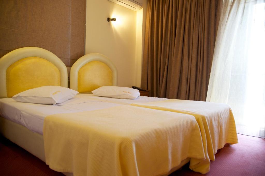 Hotel Drosia Messíni Eksteriør billede